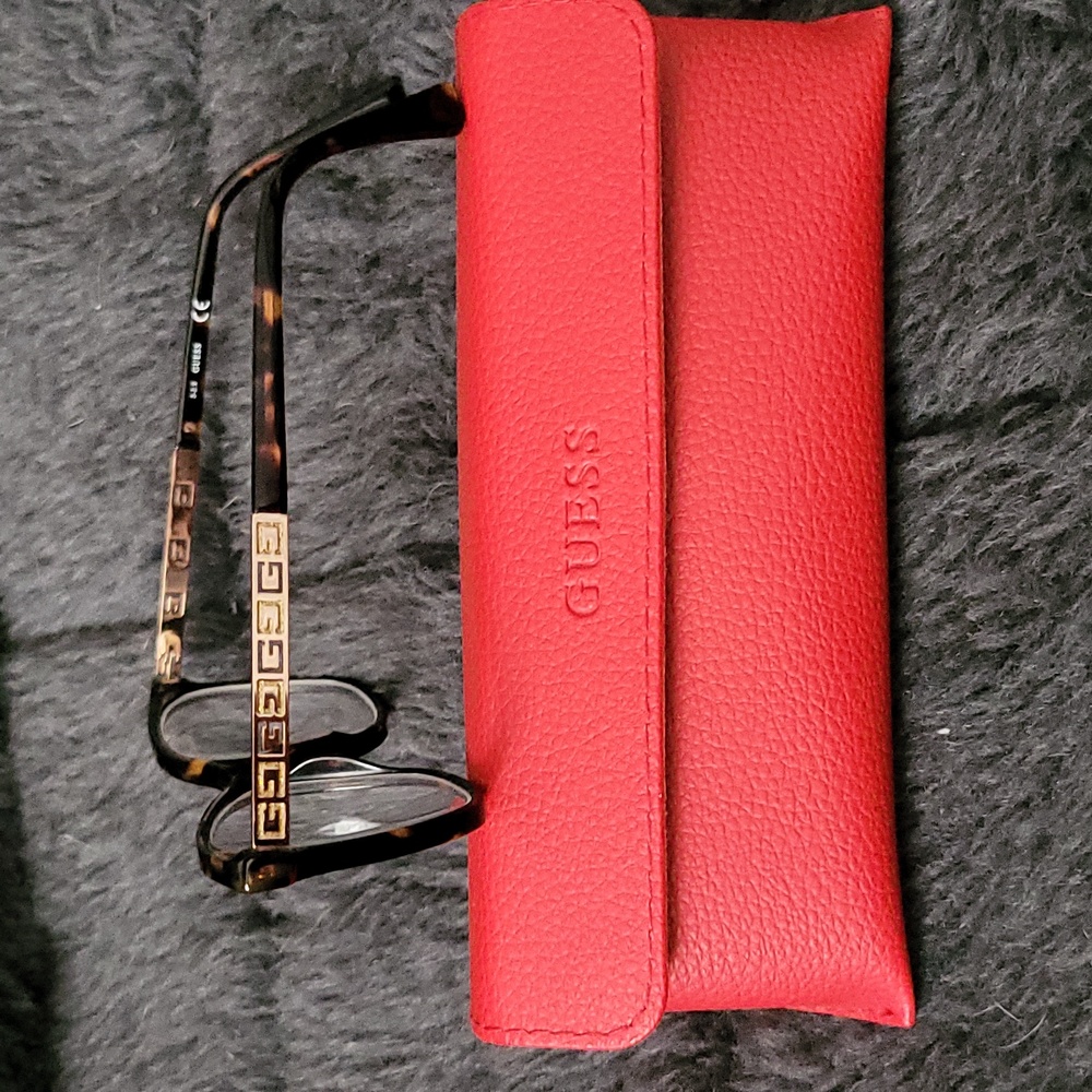 Guess Tortoise Eye Glasses - Gem display picture 2
